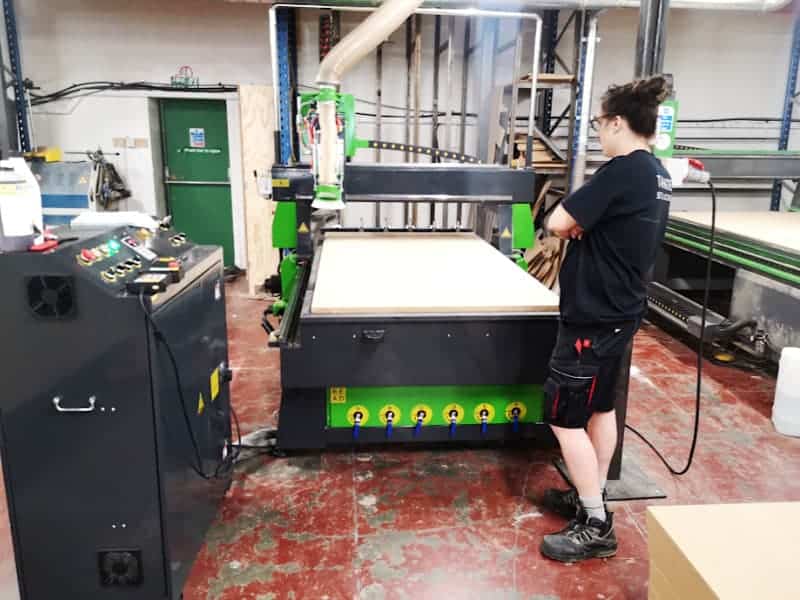 Cnc router customer training web
