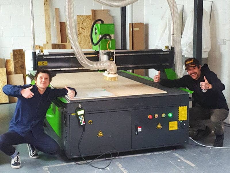 Spartan cnc 1530 cnc router leeds signmaker chooses mantech